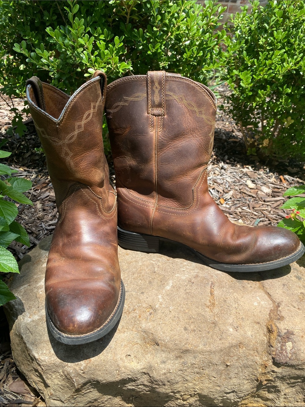 Ariat Heritage Roper Western  Boots in Distressed Brown Size 10.5D